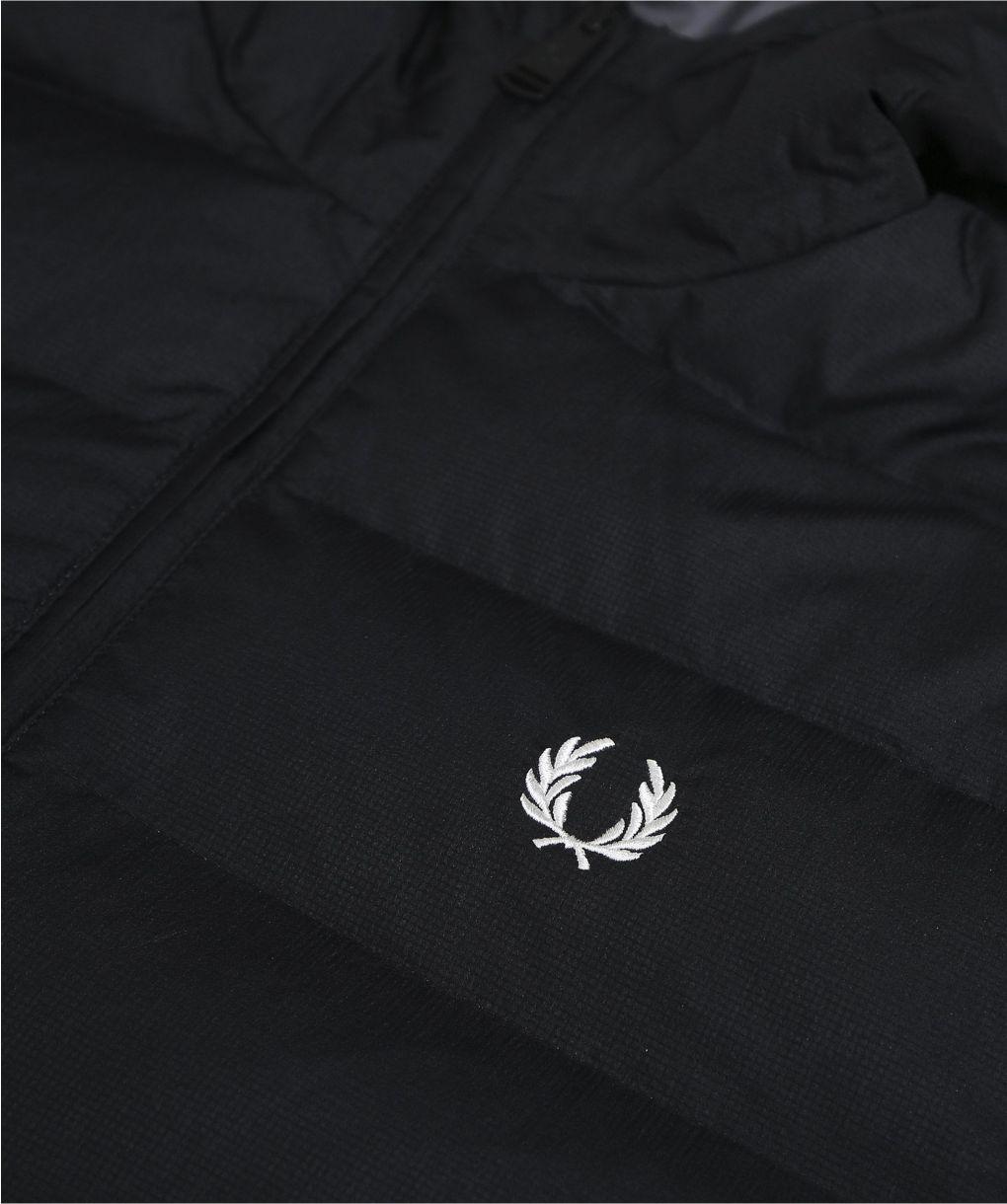 Fred Perry Hooded Insulated Jacket 