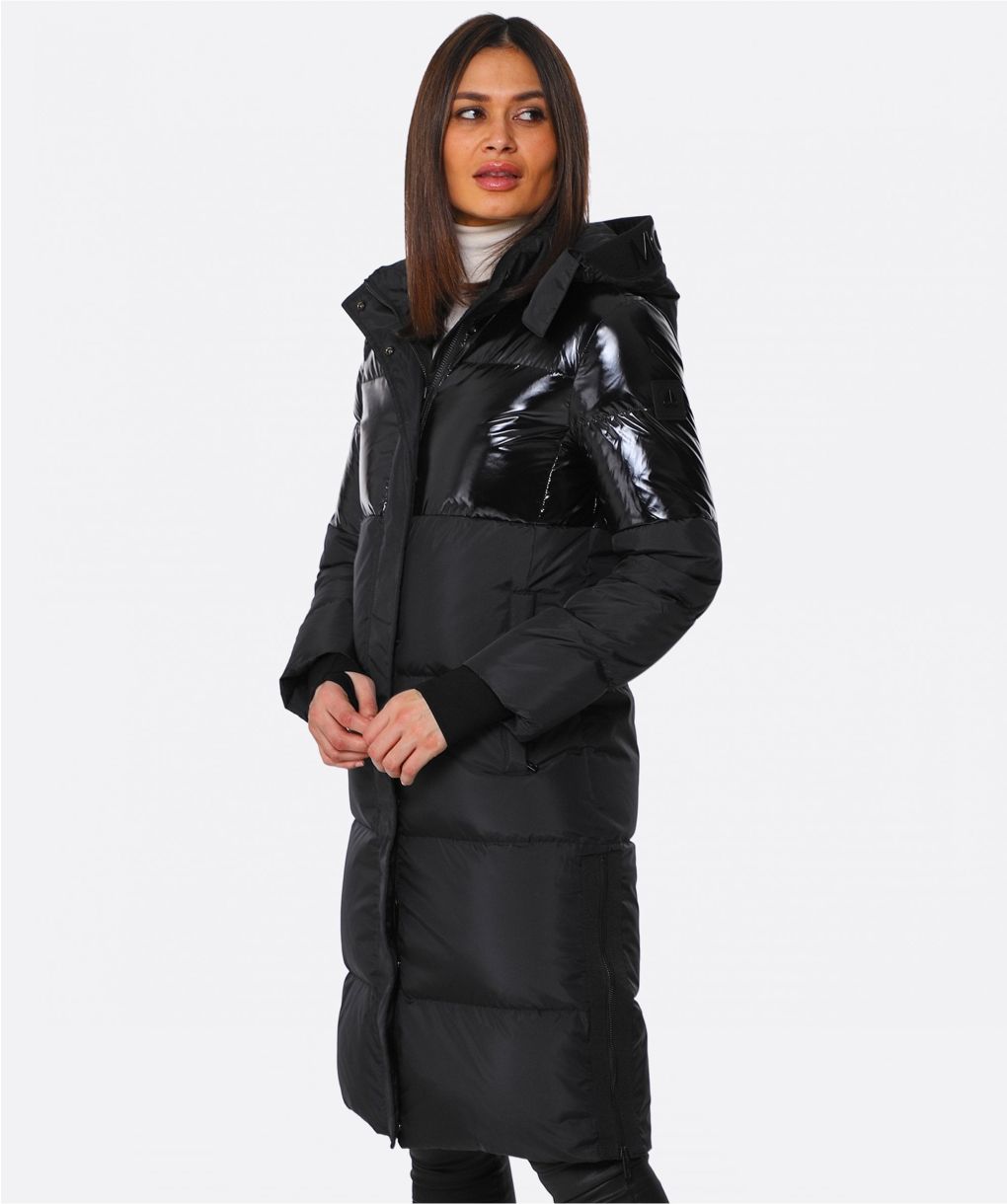 blue river parka moose knuckles