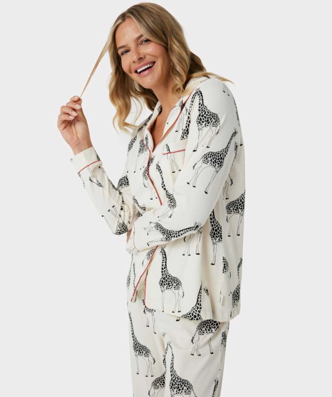 Chelsea Peers Organic Cotton Giraffe Print Long Pyjamas
