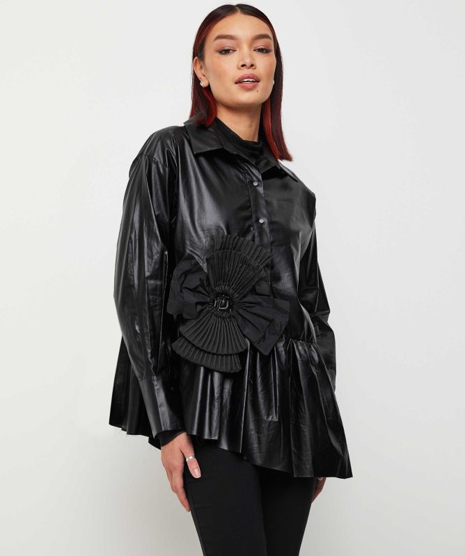 Bize Flower Detail Peplum Blouse
