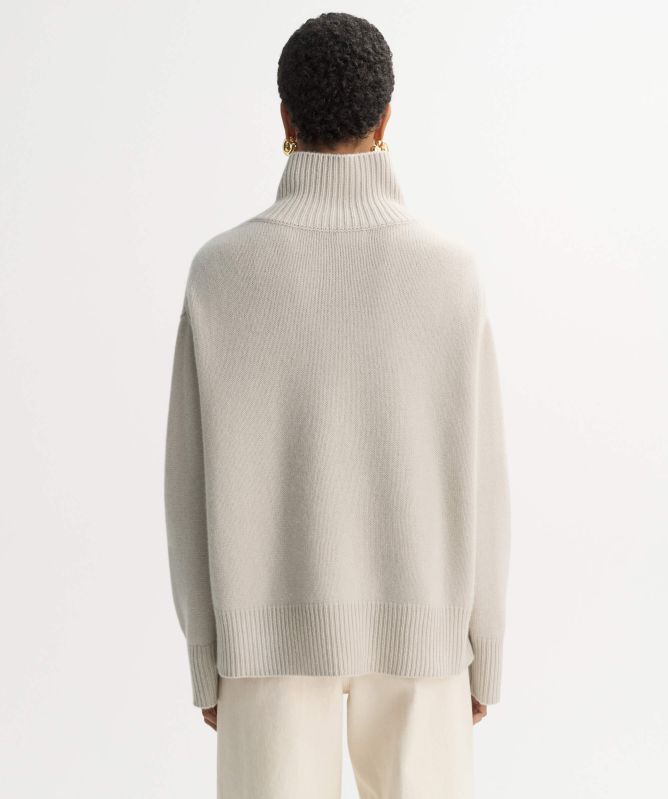 Soft Goat Boyfriend Turtleneck Cashmere Jumper