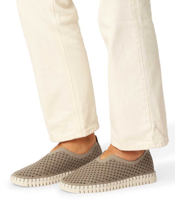 Ilse Jacobsen Tulip Perforated Slip-On