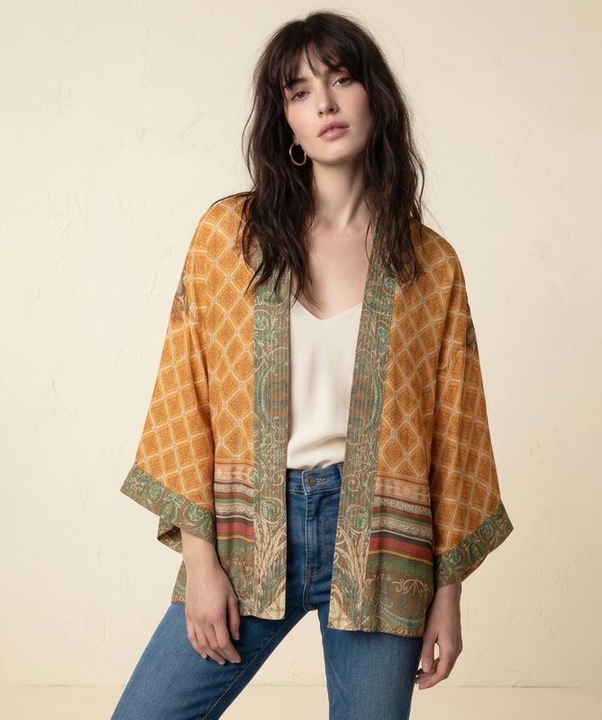 One Hundred Stars Amulet Gold Kimono