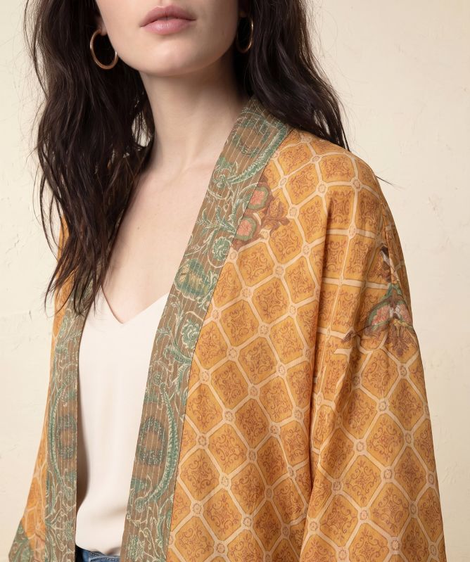 One Hundred Stars Amulet Gold Kimono