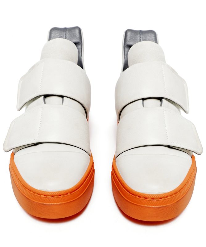 Lofina Leather Contrast Sole Trainers