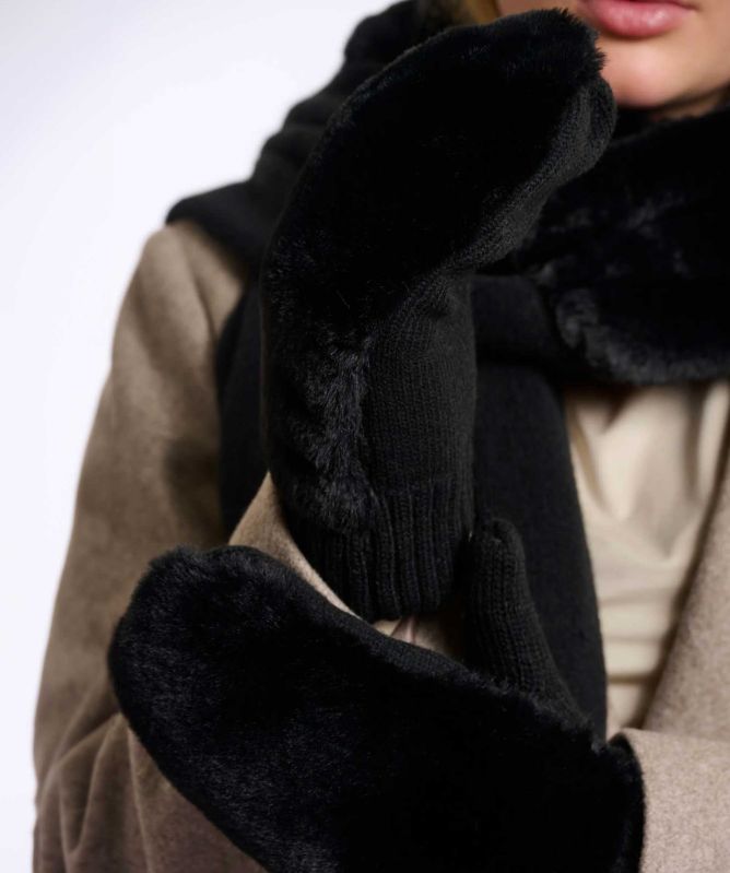 Rino and Pelle Oxo Faux Fur Mittens