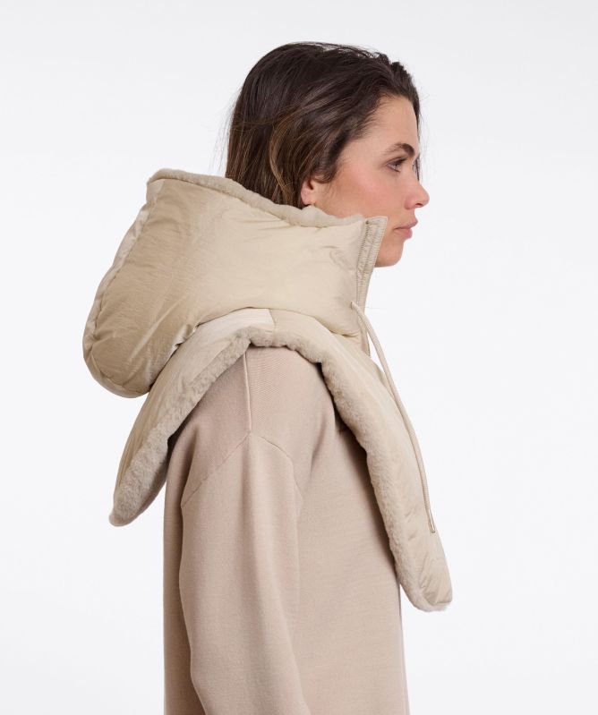 Rino and Pelle Tabita Hood Collar