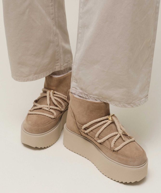 INUIKII Classic Low Platform Boots