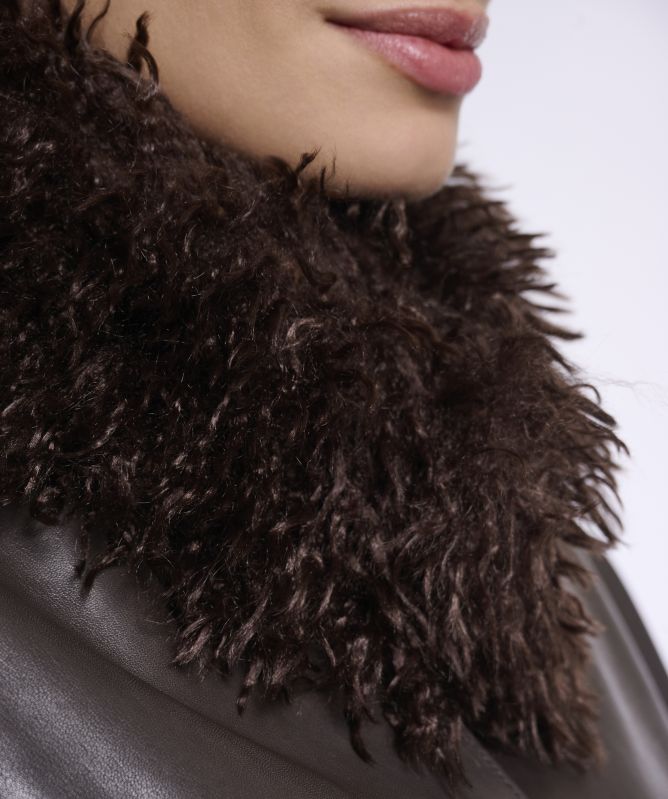 Rino and Pelle Banu Scarf