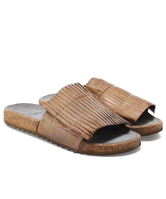 Lofina Pleated Leather Sliders