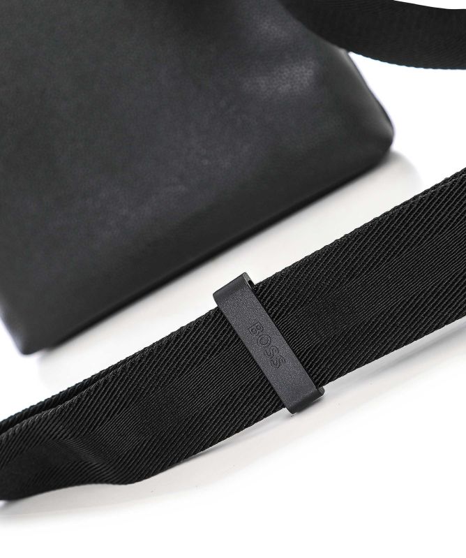 BOSS Ray_S zip env N Crossbody Bag