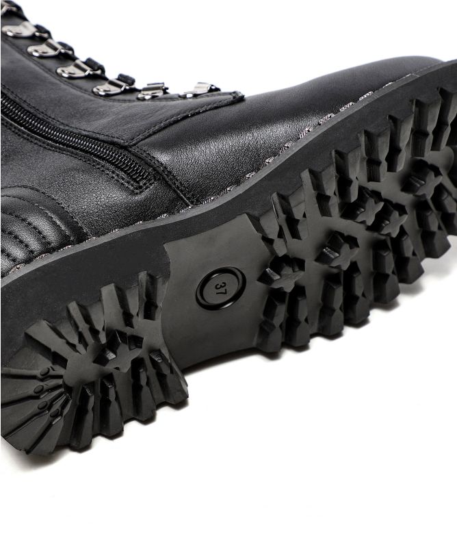 Alma en Pena Gabriella Studded Leather Ankle Boots