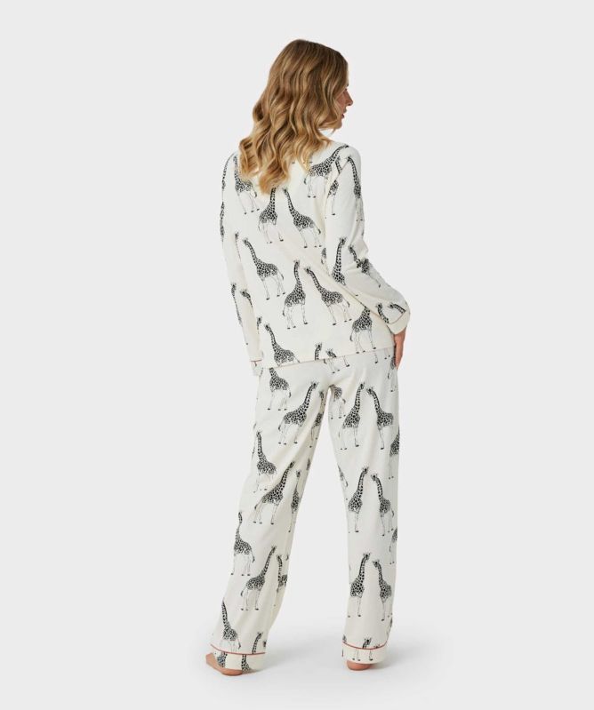 Chelsea Peers Organic Cotton Giraffe Print Long Pyjamas