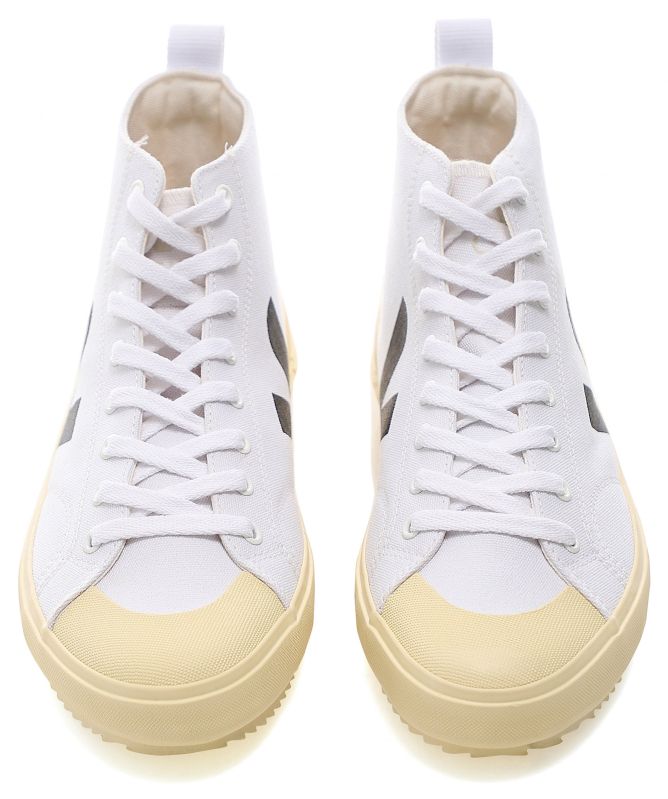 VEJA Canvas High Top Nova Trainers