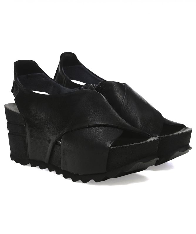 Lofina Leather Wedge Sandals