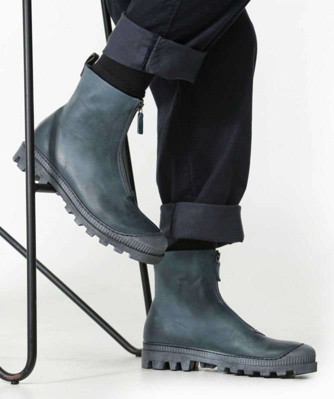 Lofina Leather Zip Front Boots