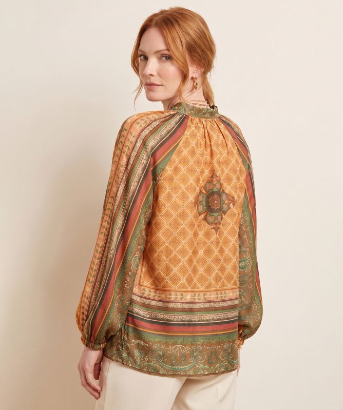 One Hundred Stars Amulet Gold Pussybow Blouse