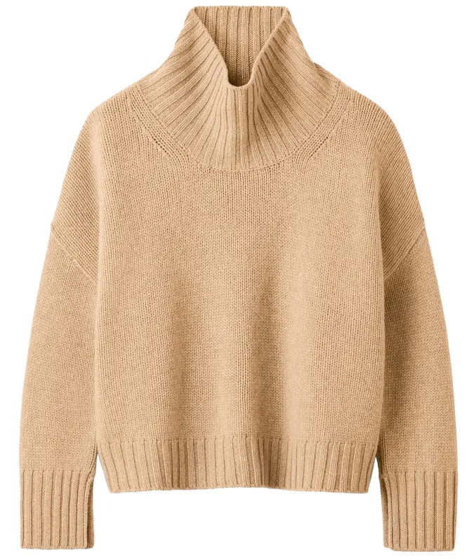 Soft Goat Girlfriend Turtleneck Cashmere Jumper