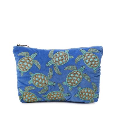 Elizabeth Scarlett Enchanted Heart Everyday Pouch